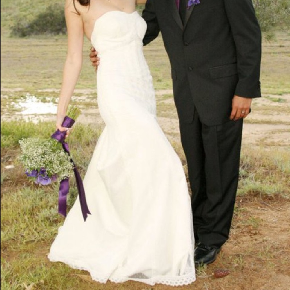 Lace wedding dress